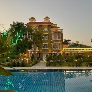 Amaatra Resort